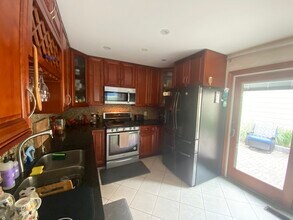 1748 Brookdale Rd in Naperville, IL - Building Photo - Building Photo