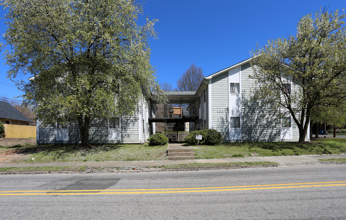 200-204 W Geer St in Durham, NC - Building Photo