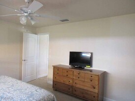 1510 SE 11th Pl in Cape Coral, FL - Building Photo