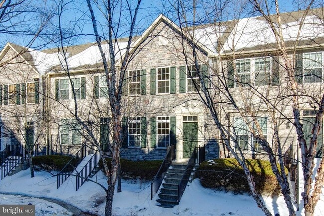 property at 6721 Caleb Dorsey Square