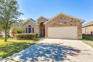 12837 Parkersburg Dr in Fort Worth, TX - Building Photo