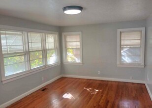 623 Sidney Cir in Anniston, AL - Building Photo - Building Photo