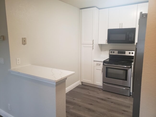 3860 Coral Tree Cir in Coconut Creek, FL - Building Photo - Building Photo