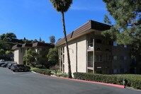 Building Photo - Villa Del Sol Apartamentos in San Diego, California