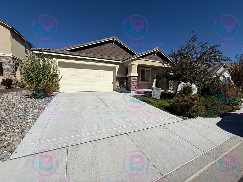 3347 Vincinato Dr in Sparks, NV - Building Photo
