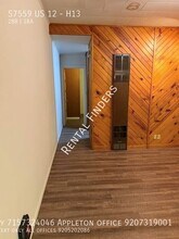 S7559 US-12 in North Freedom, WI - Foto de edificio - Building Photo