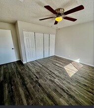 2810 Diamond Fld in San Antonio, TX - Building Photo - Building Photo