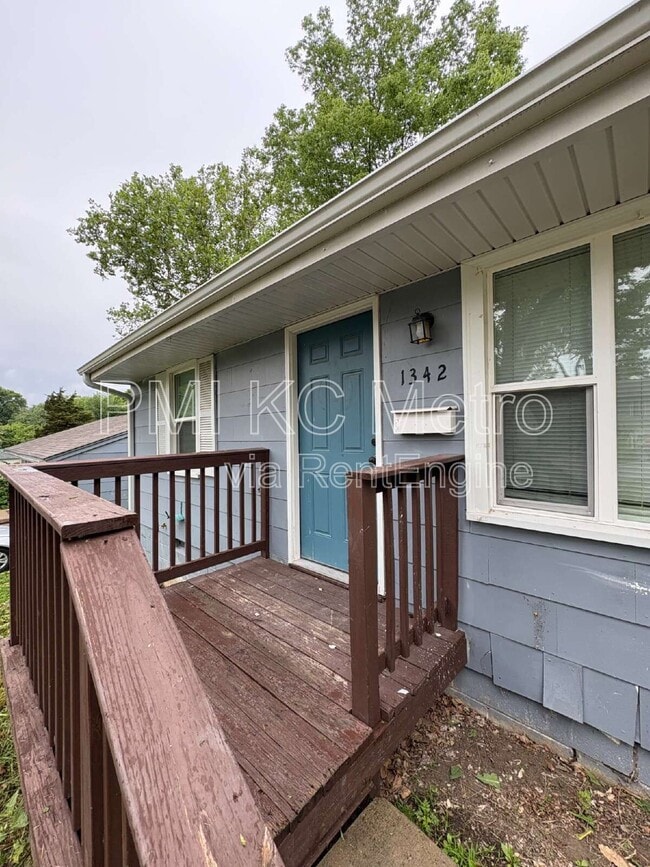 property at 1342 E 84th Terrace