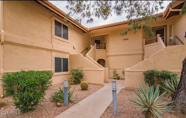 property at 9745 N 95th St