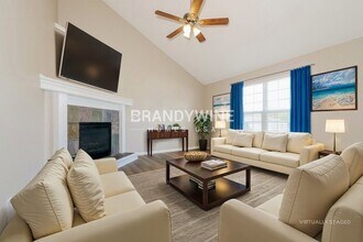 809 Canter St in Raymore, MO - Building Photo - Building Photo