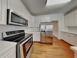 4130 Leinbach Dr in Winston-Salem, NC - Foto de edificio - Building Photo