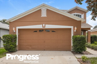 12723 Adventure Dr in Riverview, FL - Building Photo