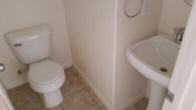 9319 Fitzwilliam Ave in Las Vegas, NV - Building Photo - Building Photo