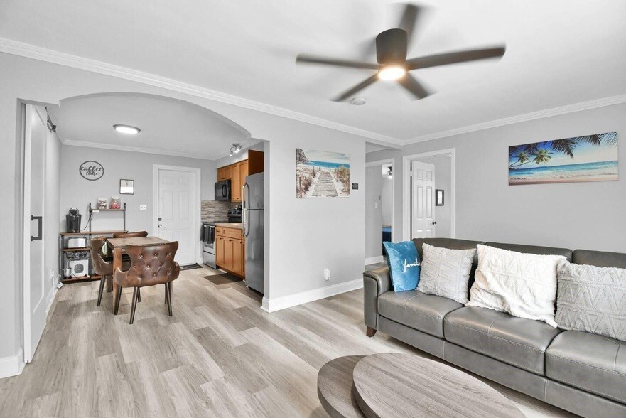 1808 SW 20th St in Fort Lauderdale, FL - Foto de edificio