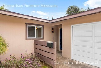 4681 Chateau Dr in San Diego, CA - Building Photo - Building Photo