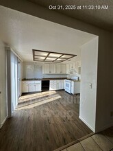 1347 S Court St in Visalia, CA - Building Photo - Building Photo