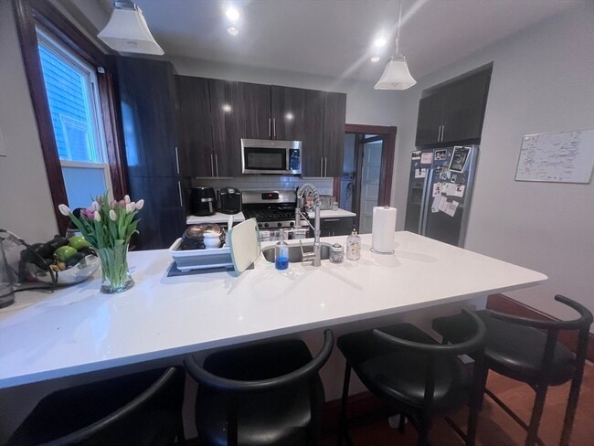 181 M St in Boston, MA - Foto de edificio - Building Photo