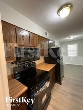 7094 Hillshire Dr in Memphis, TN - Building Photo - Building Photo