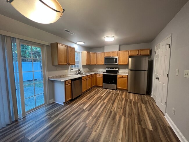 property at 2621 Macgregor Downs Rd