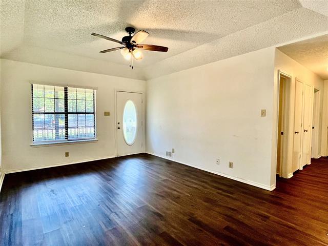 301 Joshua St in Denton, TX - Building Photo - Building Photo