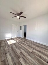 1036 SW 5th St in Miami, FL - Building Photo - Building Photo