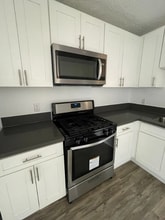 Dream Lofts in Glendale, CA - Building Photo - Interior Photo