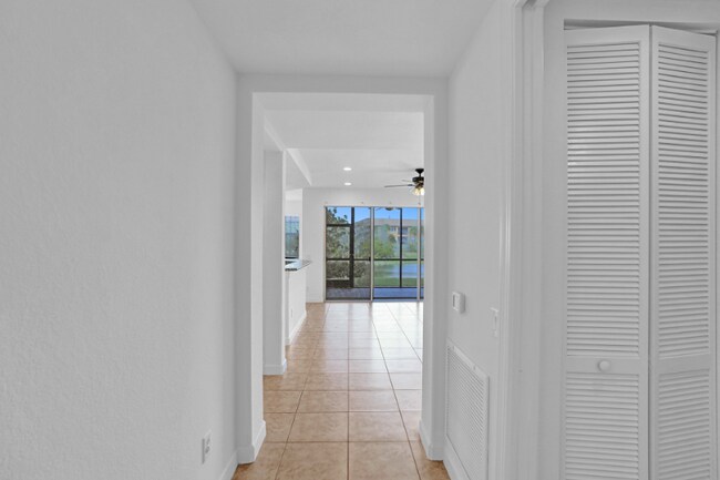 8231 NW 127th Ln-Unit -33-A in Parkland, FL - Building Photo - Building Photo