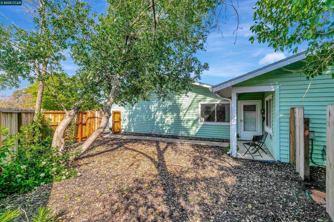 19 Marques Pl in Danville, CA - Building Photo