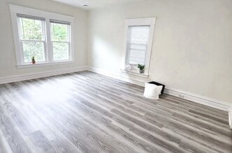 313 E St Joseph St in Lansing, MI - Building Photo - Building Photo