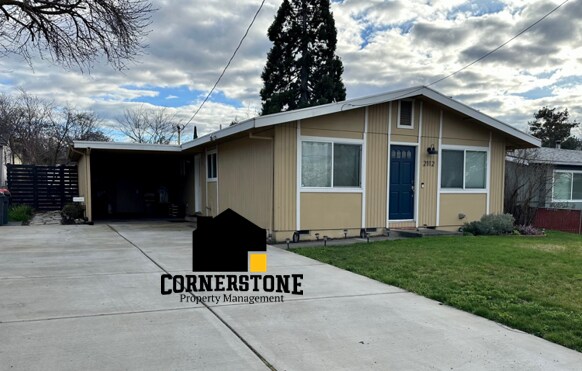 2112 E McAndrews Rd in Medford, OR - Building Photo