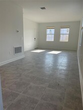 5267 Dagenham Dr in Davenport, FL - Building Photo - Building Photo