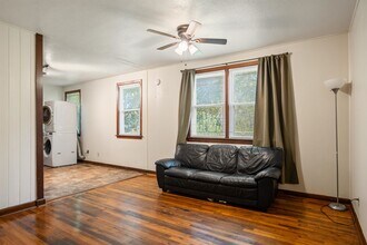 1605 Akridge Dr in Tallahassee, FL - Building Photo - Building Photo