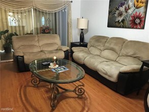 2002 Granada Dr in Coconut Creek, FL - Building Photo - Building Photo