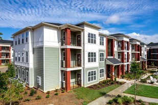 Giddy Hall Apartments