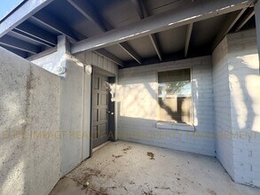 7429 E 45th St in Tucson, AZ - Building Photo - Building Photo