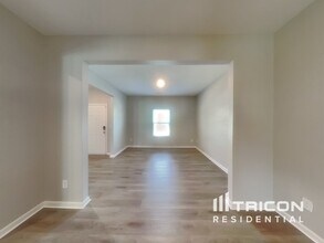 517 Moline Wy in Locust Grove, GA - Building Photo - Building Photo