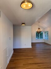 23940 Vía Rosa Linda in Santa Clarita, CA - Building Photo - Building Photo