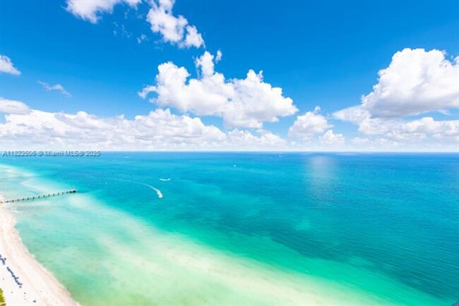 15701 Collins Ave in Sunny Isles Beach, FL - Building Photo - Building Photo