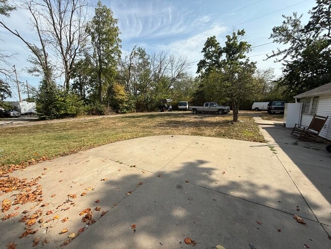 2910 Mexico Gravel Rd in Columbia, MO - Building Photo - Building Photo