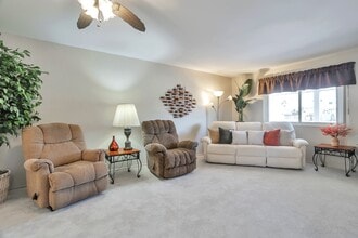 10113 W Pebble Beach Dr in Sun City, AZ - Building Photo - Building Photo