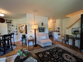 1260 N Prospect Ave-Unit -108 in Milwaukee, WI - Building Photo - Building Photo