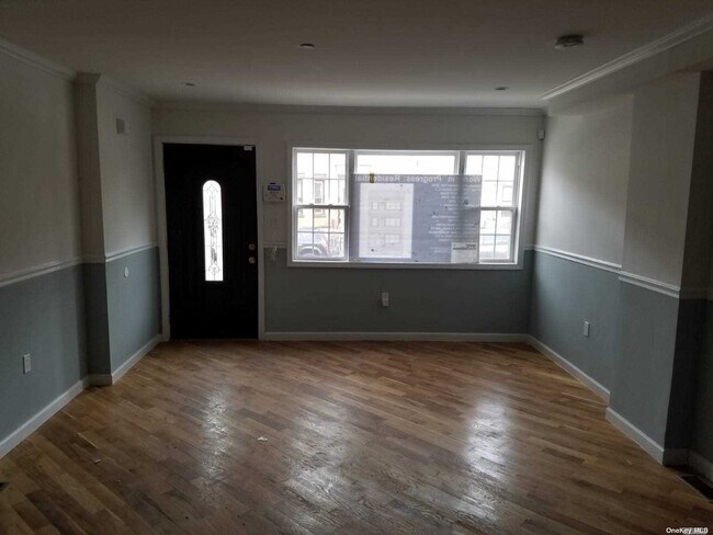 10450 164th St-Unit -1st Fl in Queens, NY - Building Photo - Building Photo