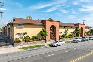 Summit Place Apartments in Ontario, CA - Building Photo