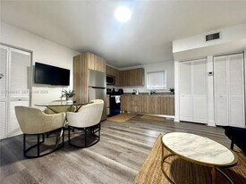 1684 SW 10th St in Miami, FL - Building Photo