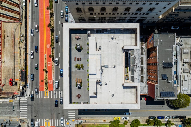 77 Van Ness Ave in San Francisco, CA - Foto de edificio - Building Photo
