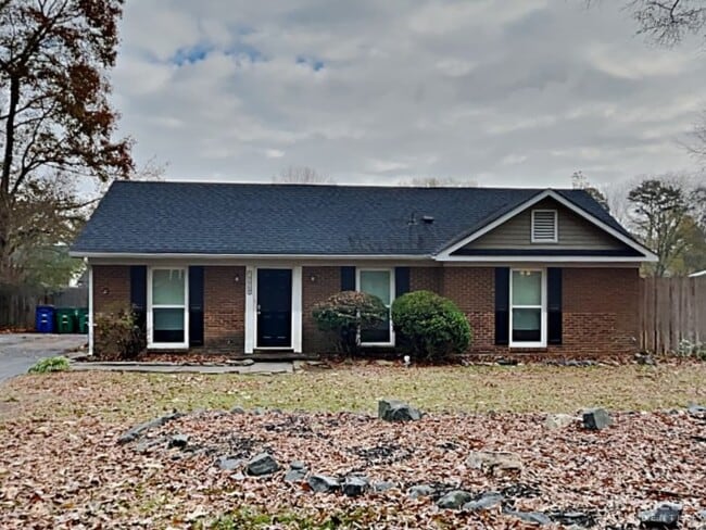 15809 Fairfield Dr in Matthews, NC - Building Photo - Building Photo