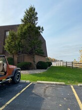 Ashwood Townhomes in Vermilion, OH - Foto de edificio - Building Photo