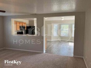 2163 Fresco Dr in Middleburg, FL - Building Photo - Building Photo