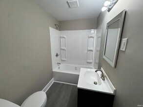 3506 Gaywood Dr in Fort Wayne, IN - Building Photo - Building Photo