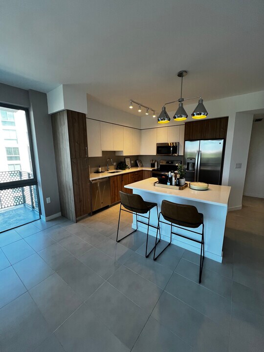 1159 NW 5th St, Unit B1 in Miami, FL - Foto de edificio